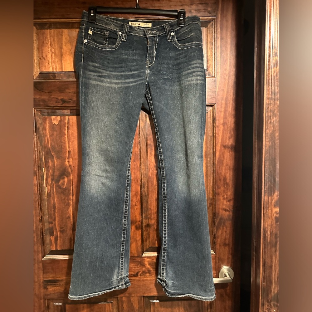 Midrise bootcut womens jeans, big star size 29 regular